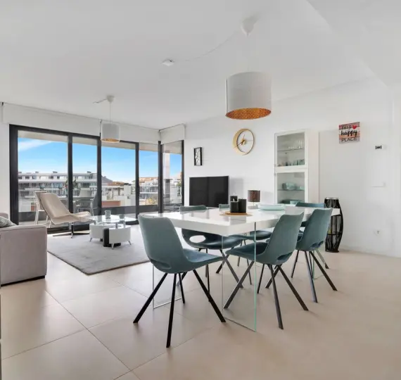 Venta de apartamento en planta media en Fuengirola