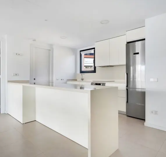 Venta de apartamento en planta media en Fuengirola