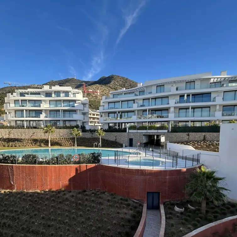 Venta de apartamento en planta media en Fuengirola