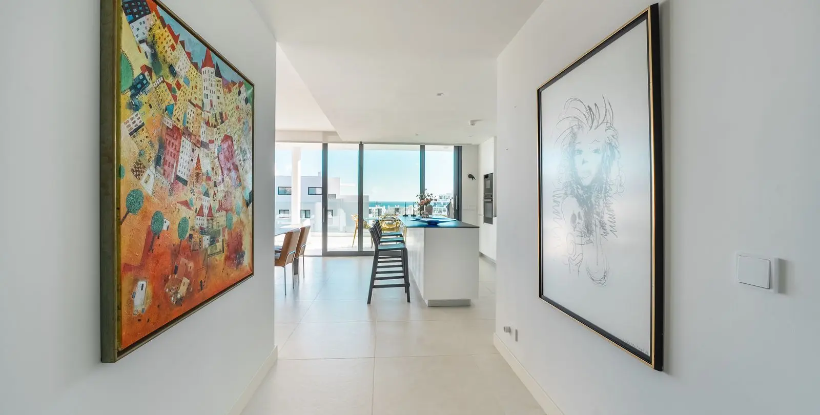 Sale of middle floor apartment in Fuengirola 15