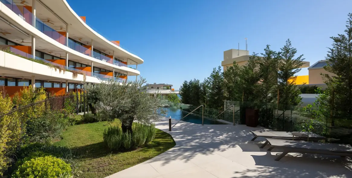 Sale of ground floor apartment in Fuengirola 24