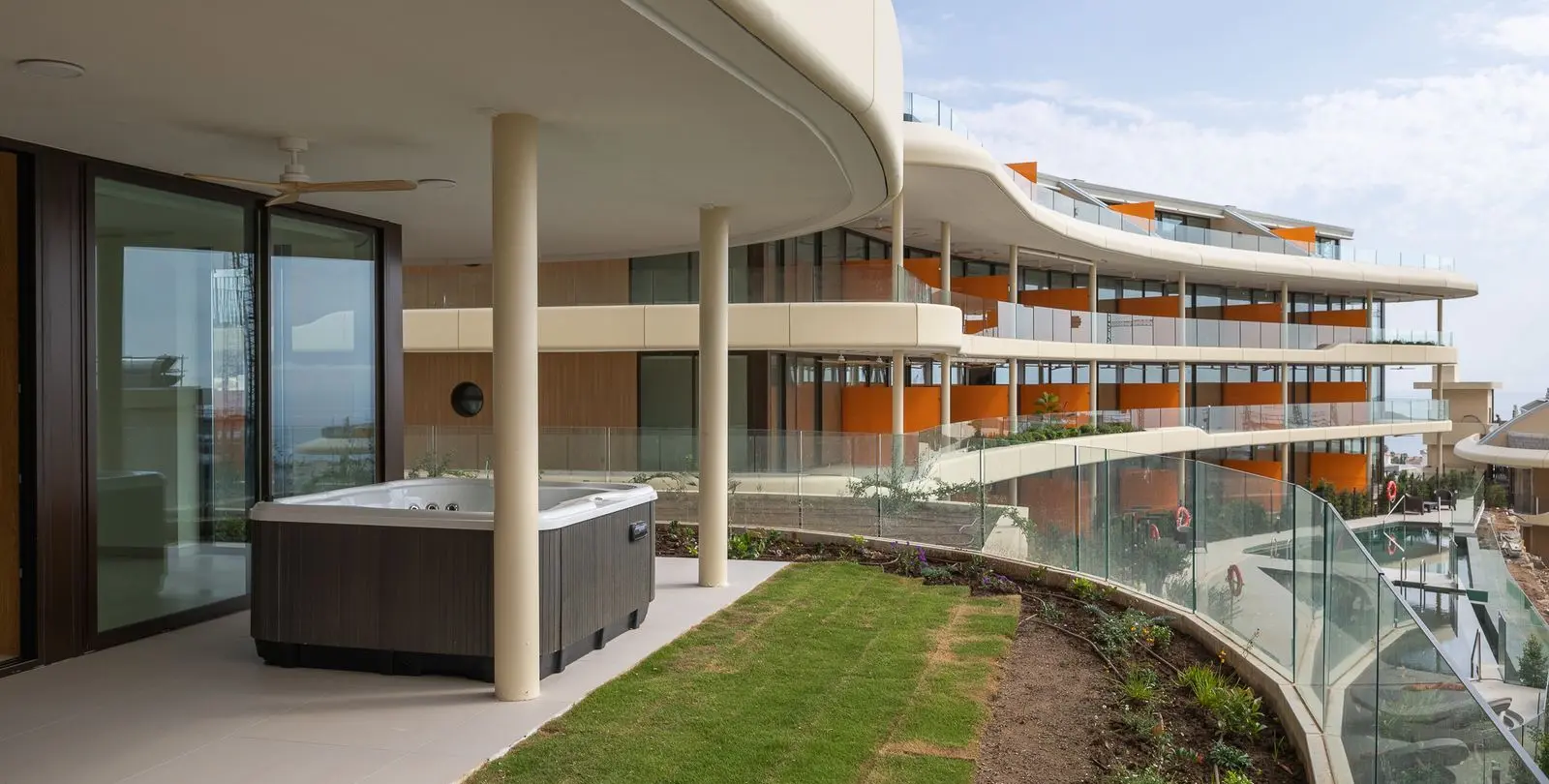 Продажа апартаментов на первом этаже в Fuengirola 18