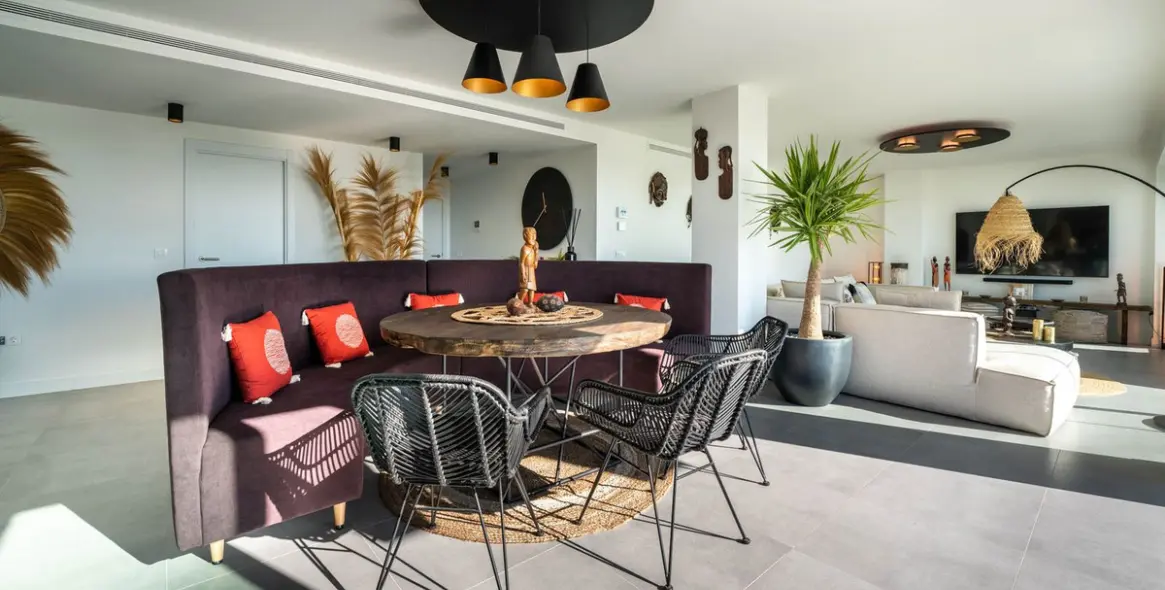 Sale of middle floor apartment in Estepona 7