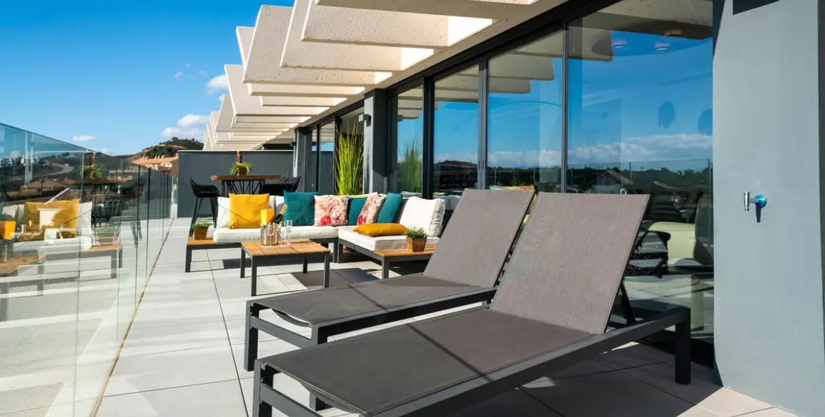 Продажа апартаментов на среднем этаже в Estepona 21