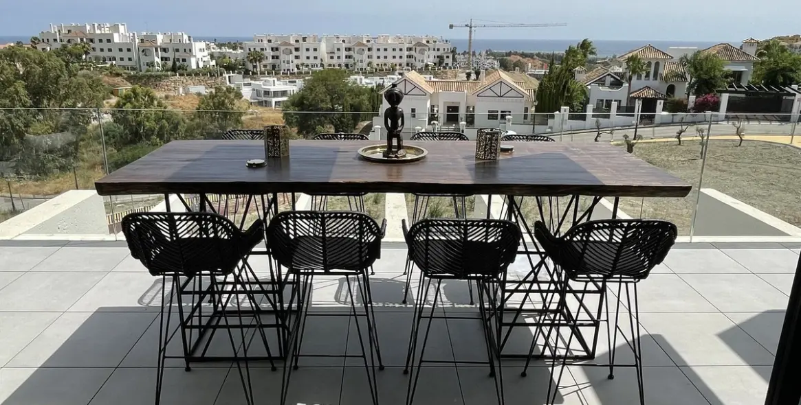 Продажа апартаментов на среднем этаже в Estepona 26