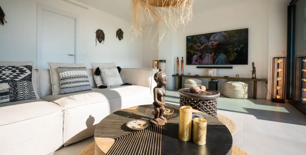 Продажа апартаментов на среднем этаже в Estepona 27