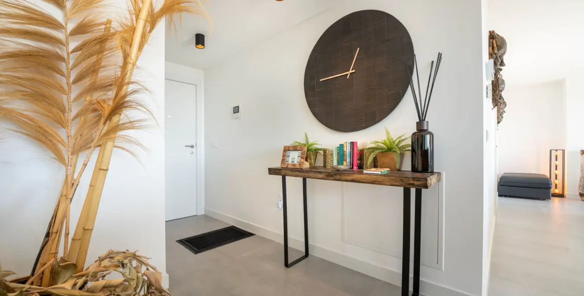 Продажа апартаментов на среднем этаже в Estepona 28