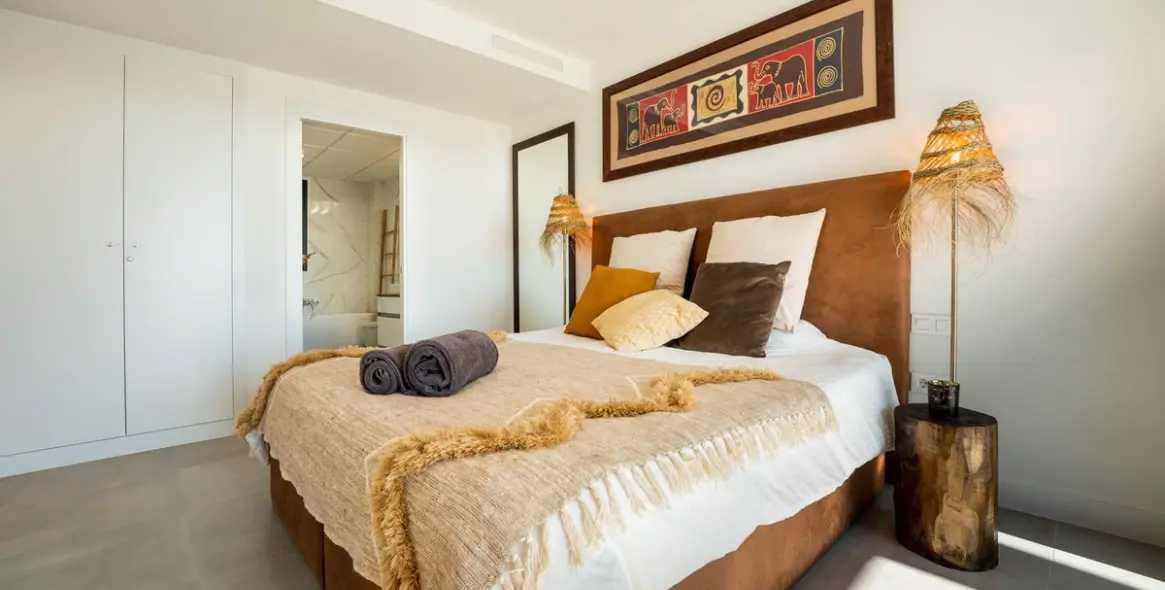 Продажа апартаментов на среднем этаже в Estepona 37