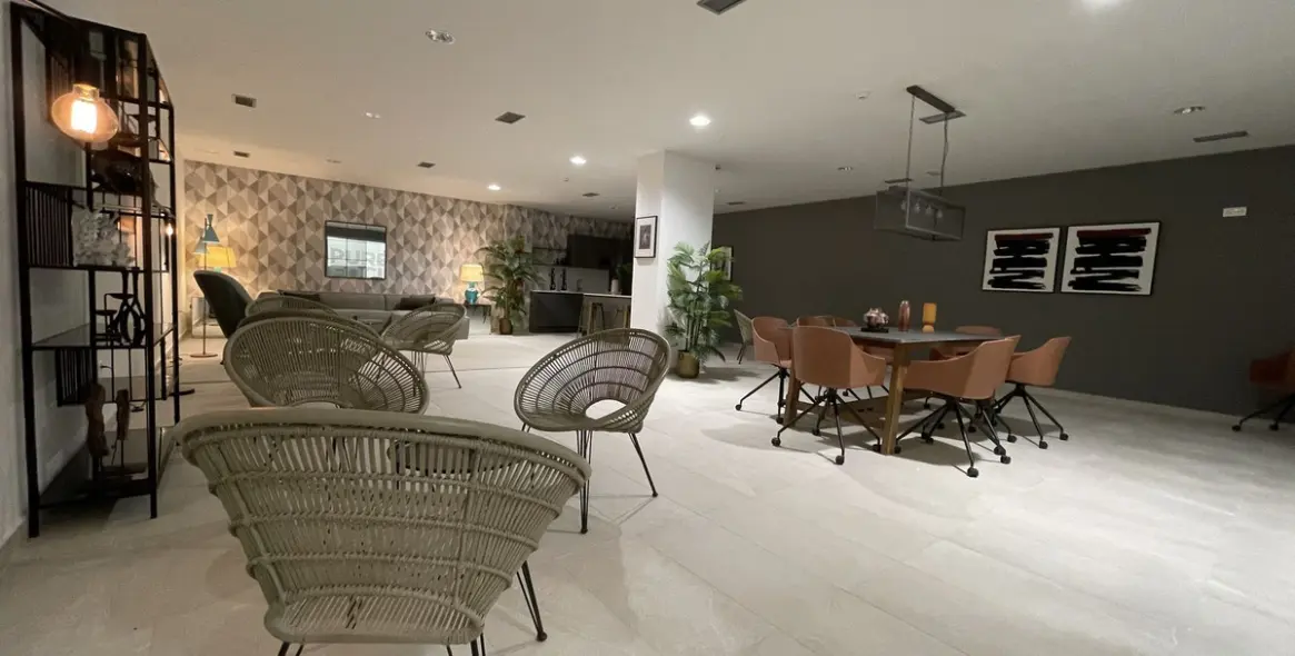 Продажа апартаментов на среднем этаже в Estepona 45