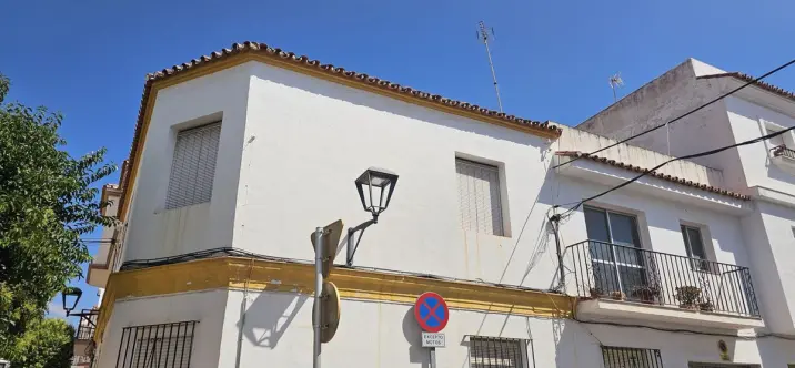 Townhouse R5162455 1