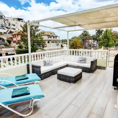 Продажа дома на две семьи в Benalmadena Costa