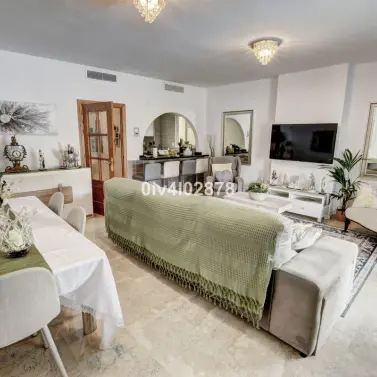 Продажа дома на две семьи в Benalmadena Costa