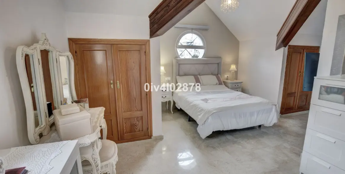 Sale of semi-detached house in Benalmadena Costa 29