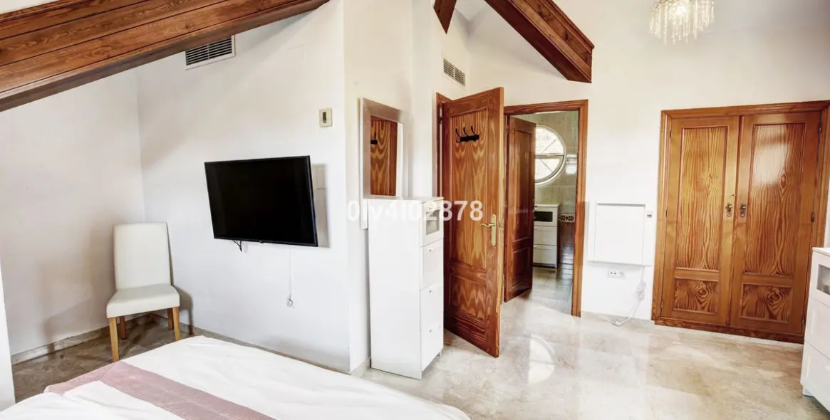 Sale of semi-detached house in Benalmadena Costa 32