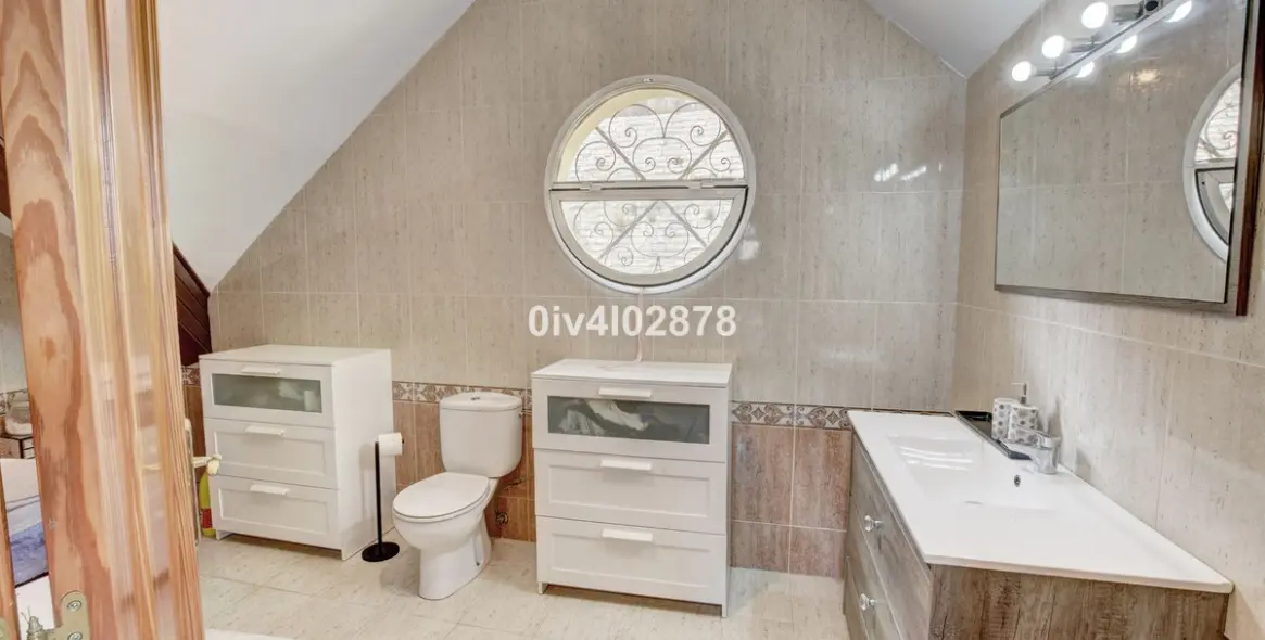 Sale of semi-detached house in Benalmadena Costa 35