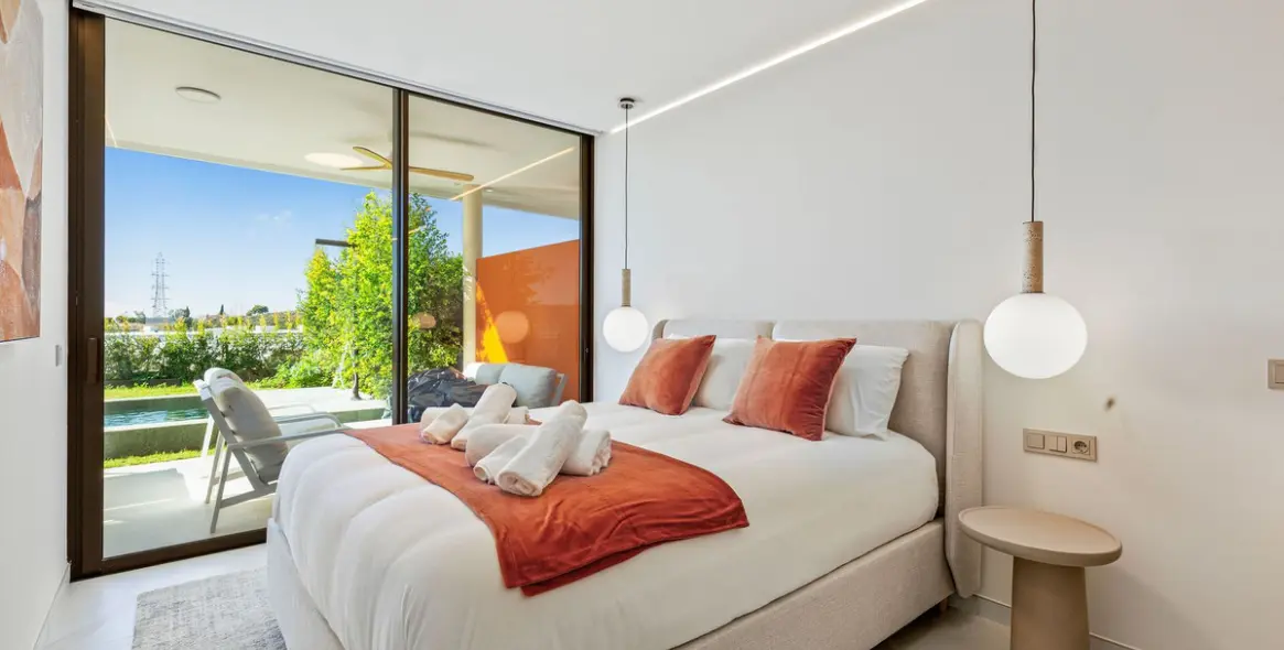 Долгосрочная аренда апартаментов на первом этаже в Higueron 15