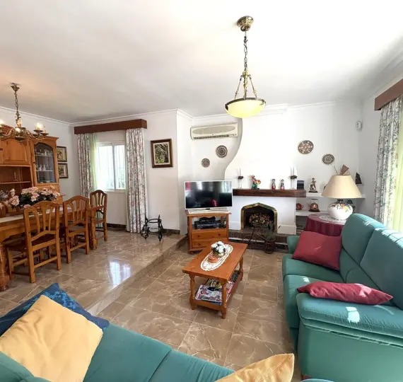 Sale of detached villa in Alhaurín de la Torre