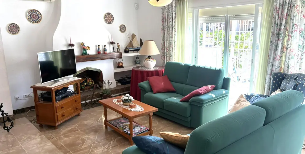 Sale of detached villa in Alhaurín de la Torre 4