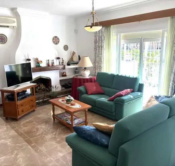 Sale of detached villa in Alhaurín de la Torre