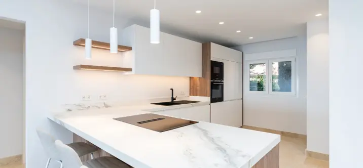 Sale of middle floor apartment in La Mairena 4