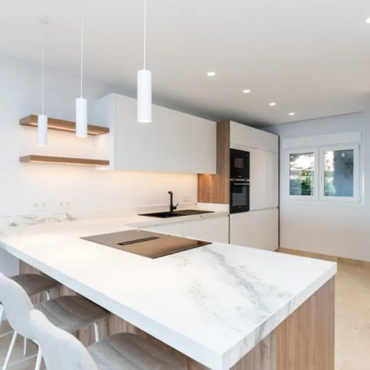 Sale of middle floor apartment in La Mairena