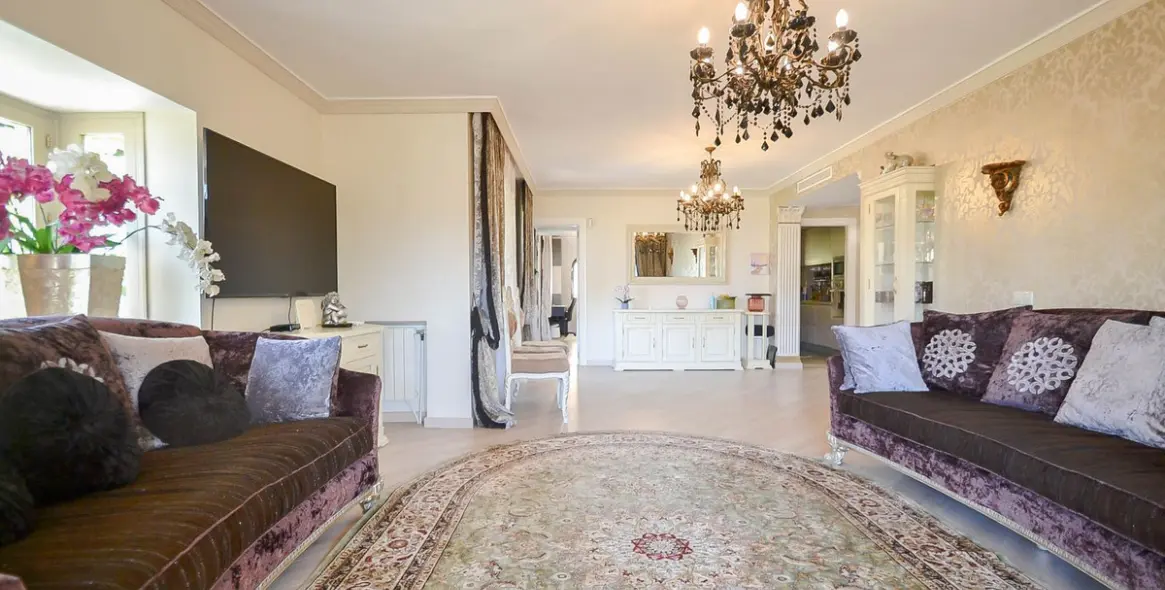 Sale of penthouse in Atalaya 2