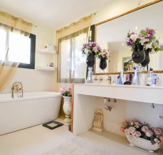 Sale of penthouse in Atalaya