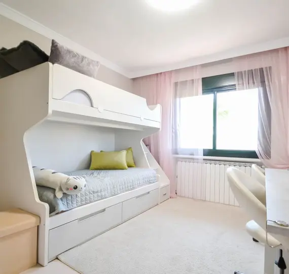 Sale of penthouse in Atalaya