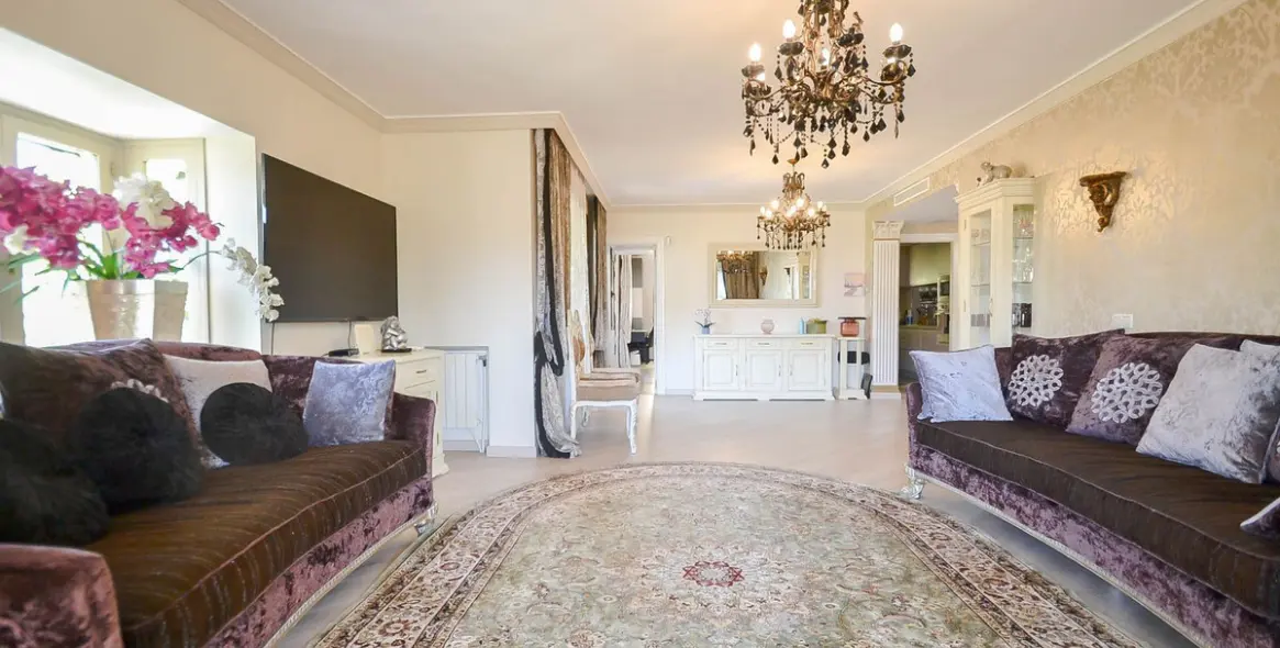 Sale of penthouse in Atalaya 10