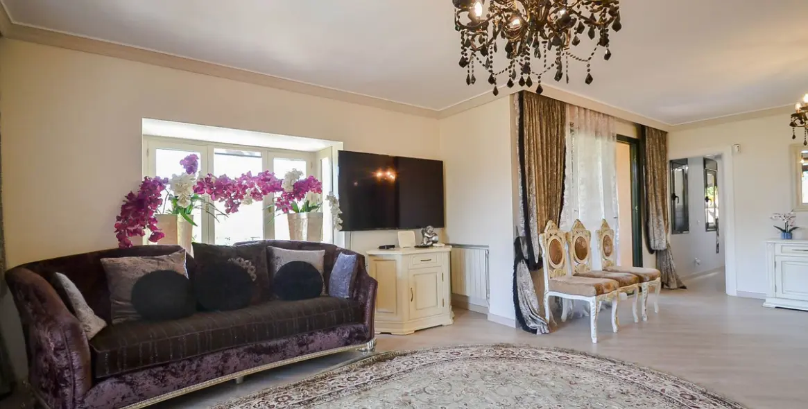 Sale of penthouse in Atalaya 11