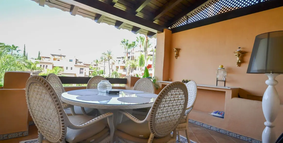 Sale of penthouse in Atalaya 18