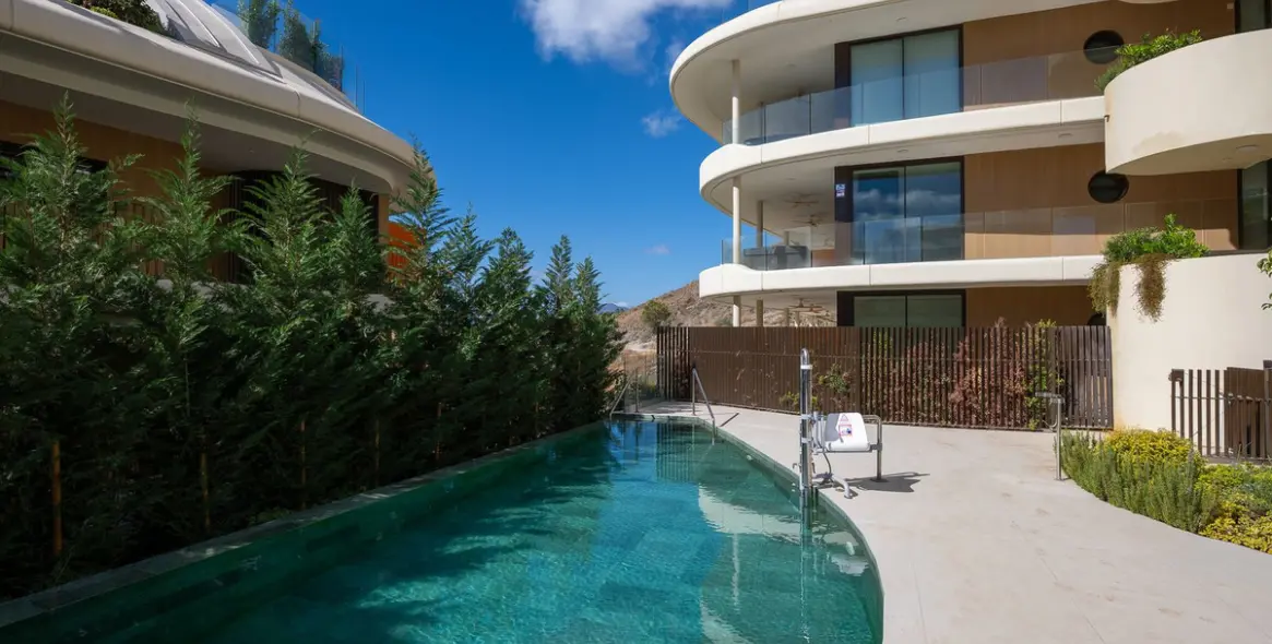 Sale of ground floor apartment in Fuengirola 7