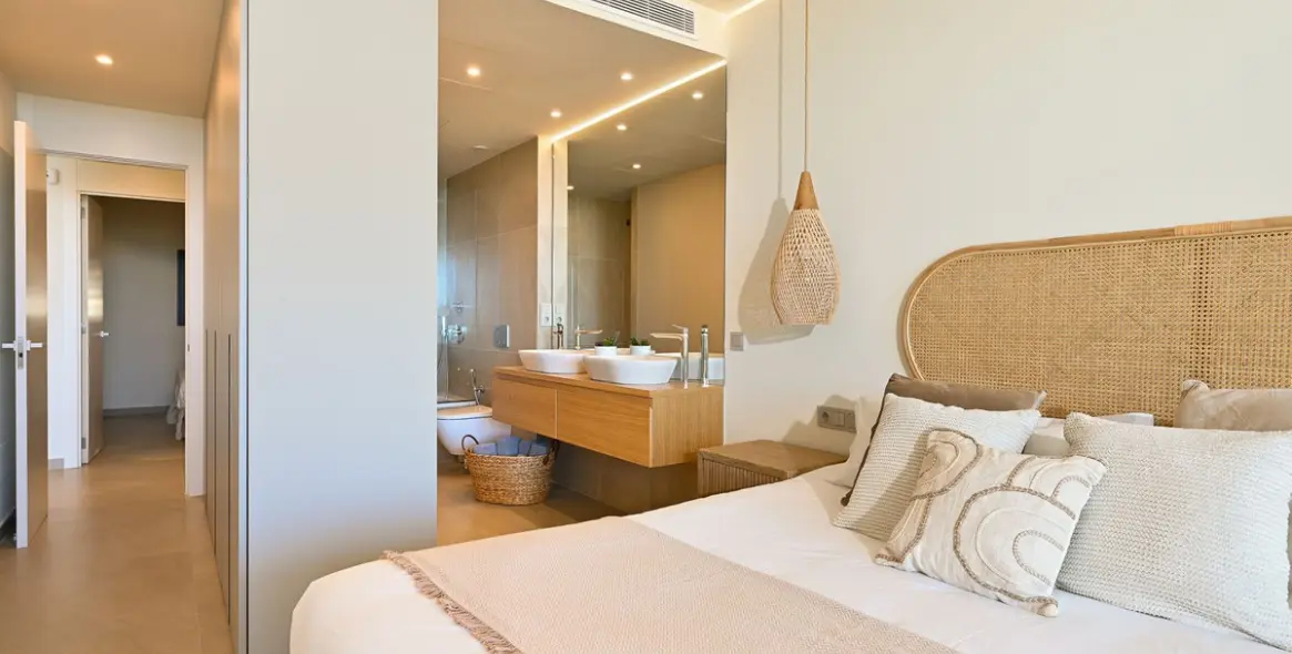 Sale of ground floor apartment in Fuengirola 9