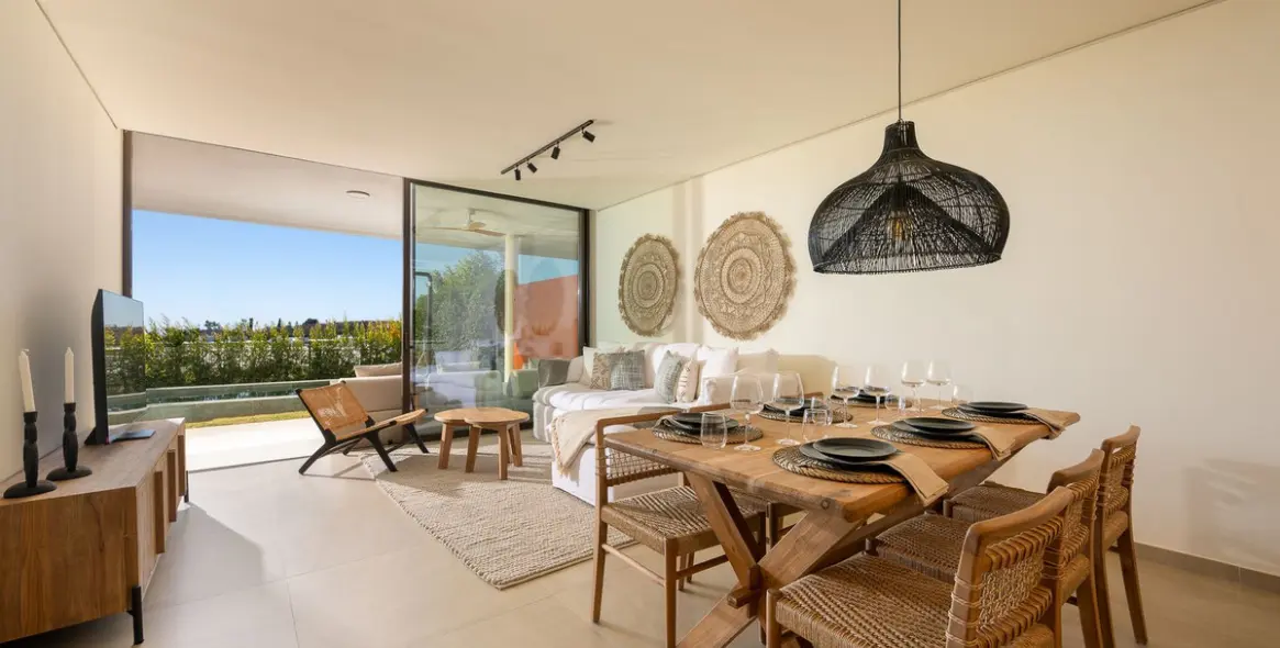 Sale of ground floor apartment in Fuengirola 12