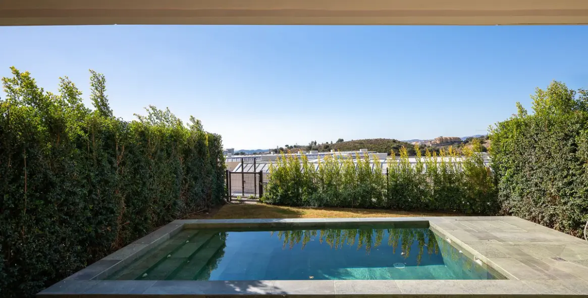 Sale of ground floor apartment in Fuengirola 13