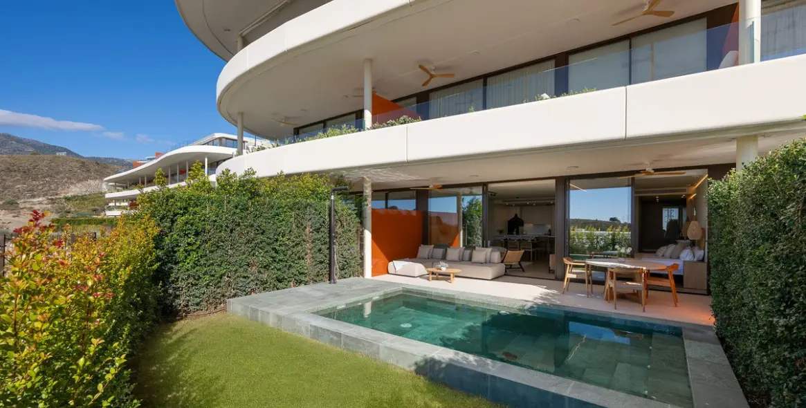 Sale of ground floor apartment in Fuengirola 16