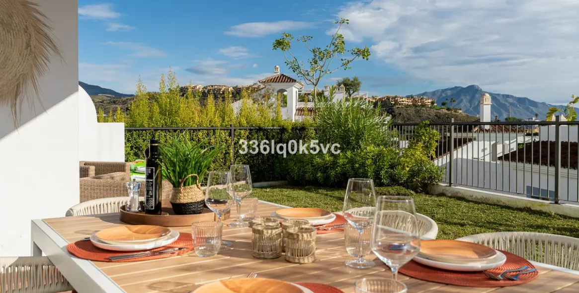 Продажа апартаментов на первом этаже в Benahavís 1