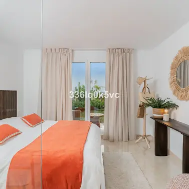 Продажа апартаментов на первом этаже в Benahavís