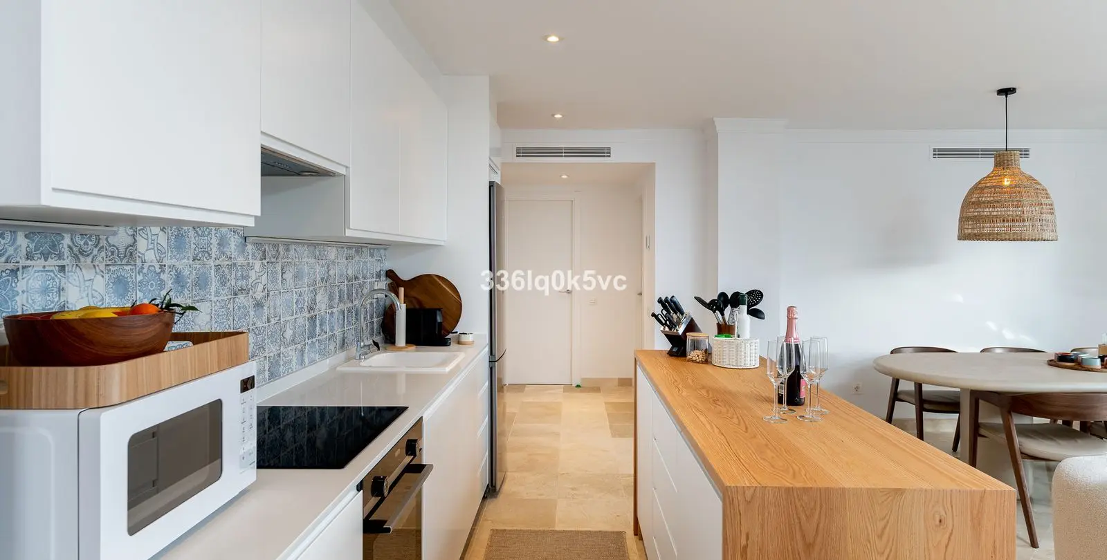 Venta de apartamento en planta baja en Benahavís 4
