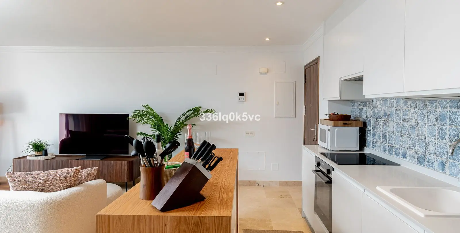 Venta de apartamento en planta baja en Benahavís 24