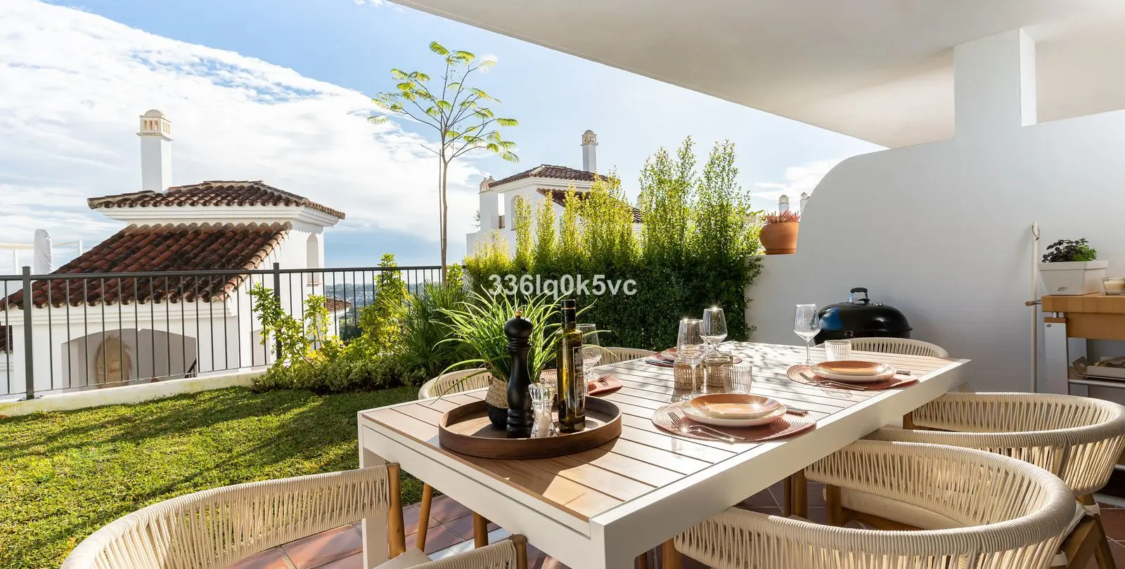 Venta de apartamento en planta baja en Benahavís 31