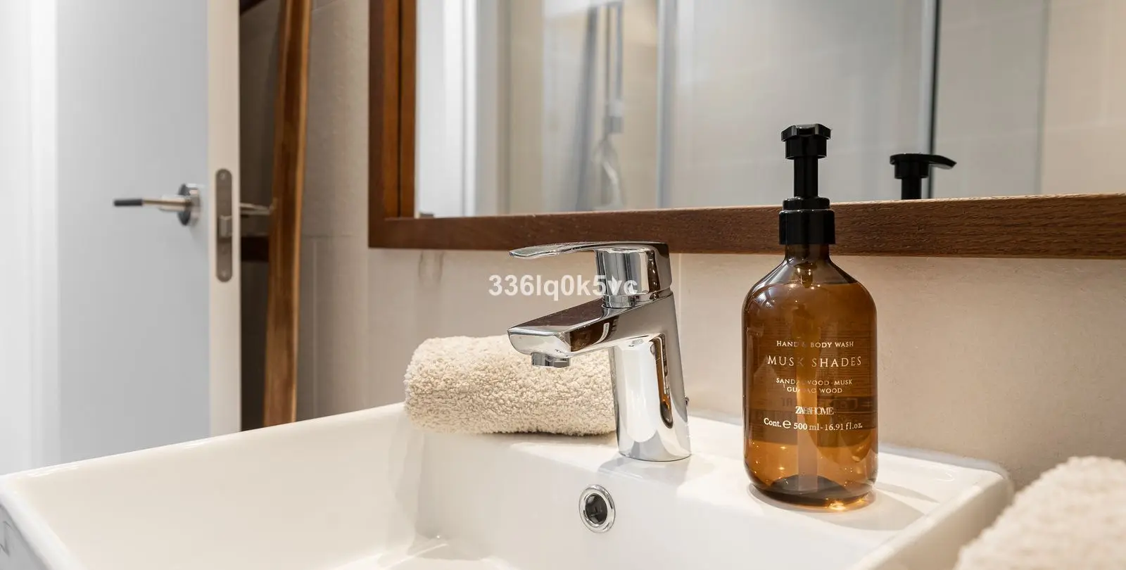 Venta de apartamento en planta baja en Benahavís 38