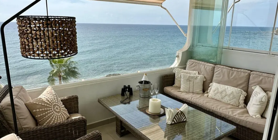 Sale of middle floor apartment in Riviera del Sol 9