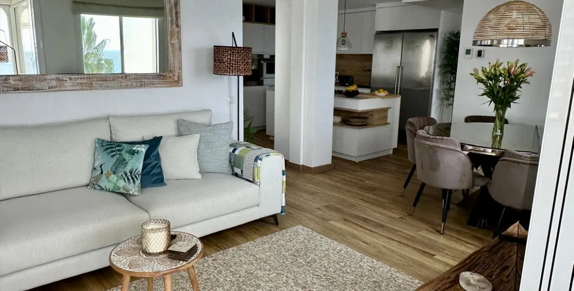 Sale of middle floor apartment in Riviera del Sol 16