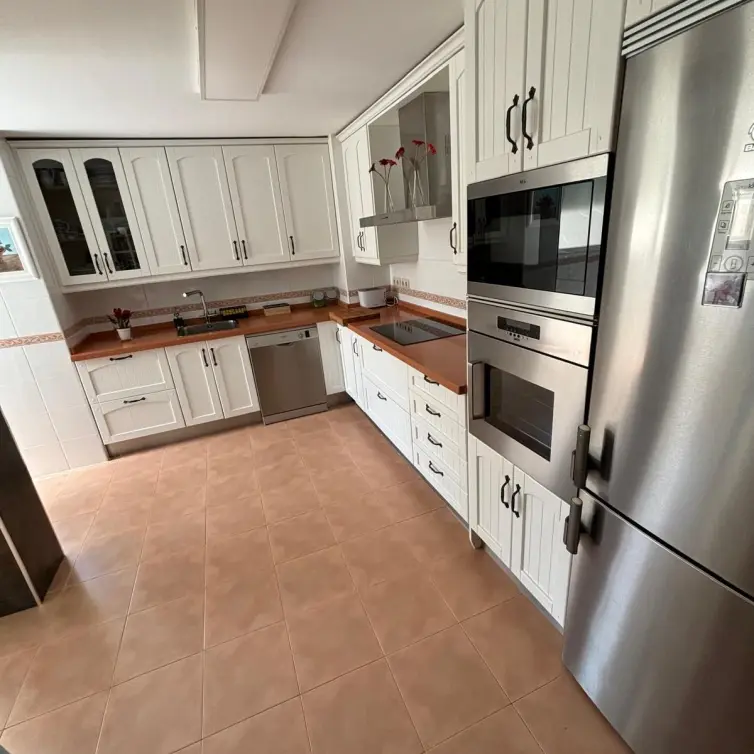 Sale of penthouse in Torremolinos