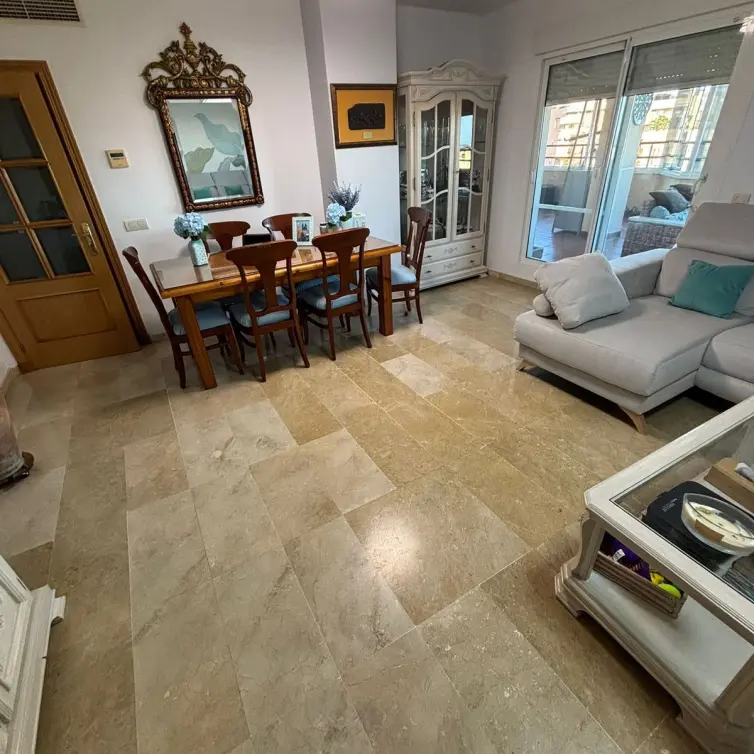 Sale of penthouse in Torremolinos