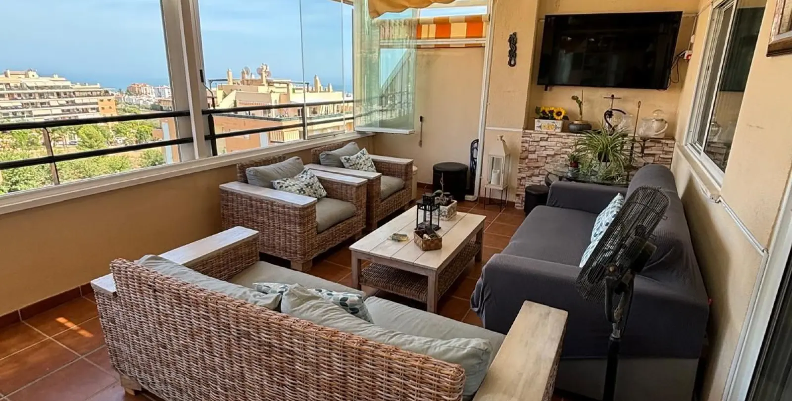 Продажа пентхауса в Torremolinos 11