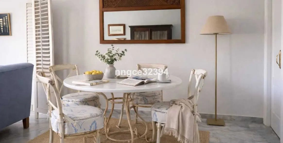 Sale of ground floor apartment in San Pedro de Alcántara 14