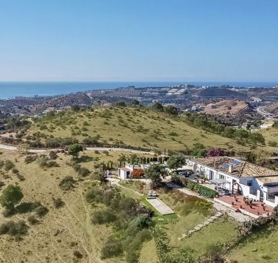 Sale of detached villa in La Cala de Mijas