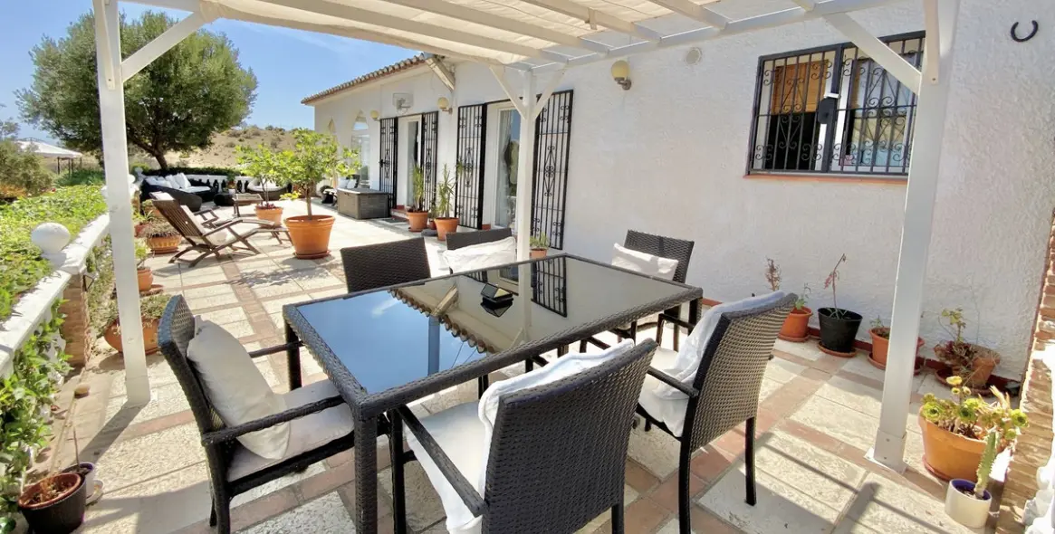 Sale of detached villa in La Cala de Mijas 26